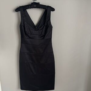 Elegant Black Sleeveless Dress